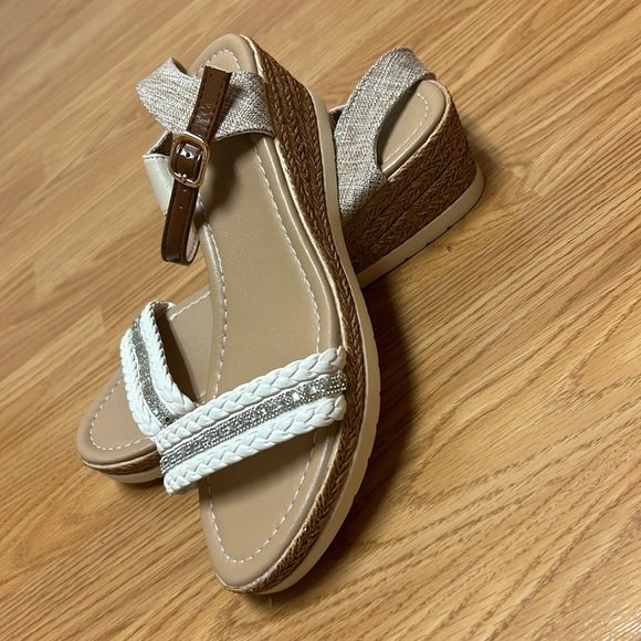 Wedge sandals. Brand new! Never been worn. - Picture 1 of 1